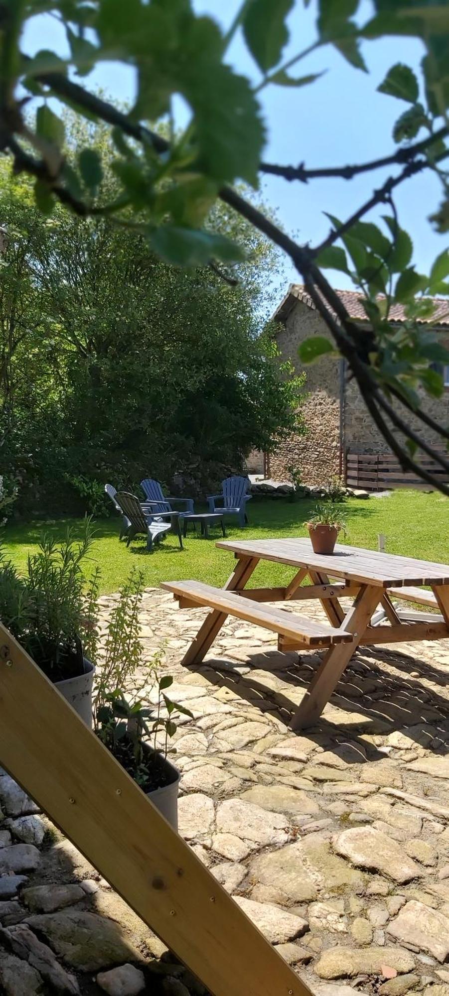 Beautiful 2 Bed Cottage With Swimming Pool Pagéas Oda fotoğraf